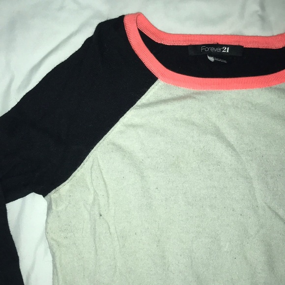 Color-block Raglan Sweater - Picture 2 of 3